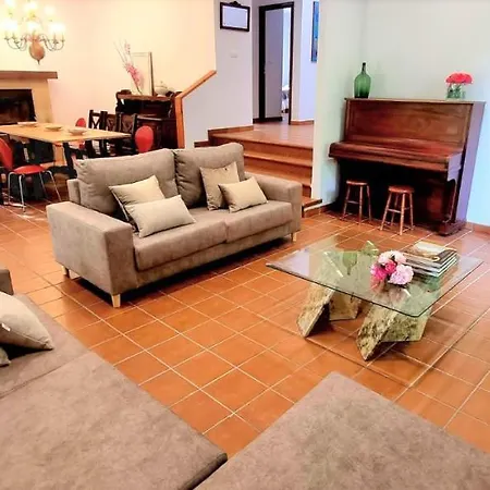 Casa Matria * Ponteareas